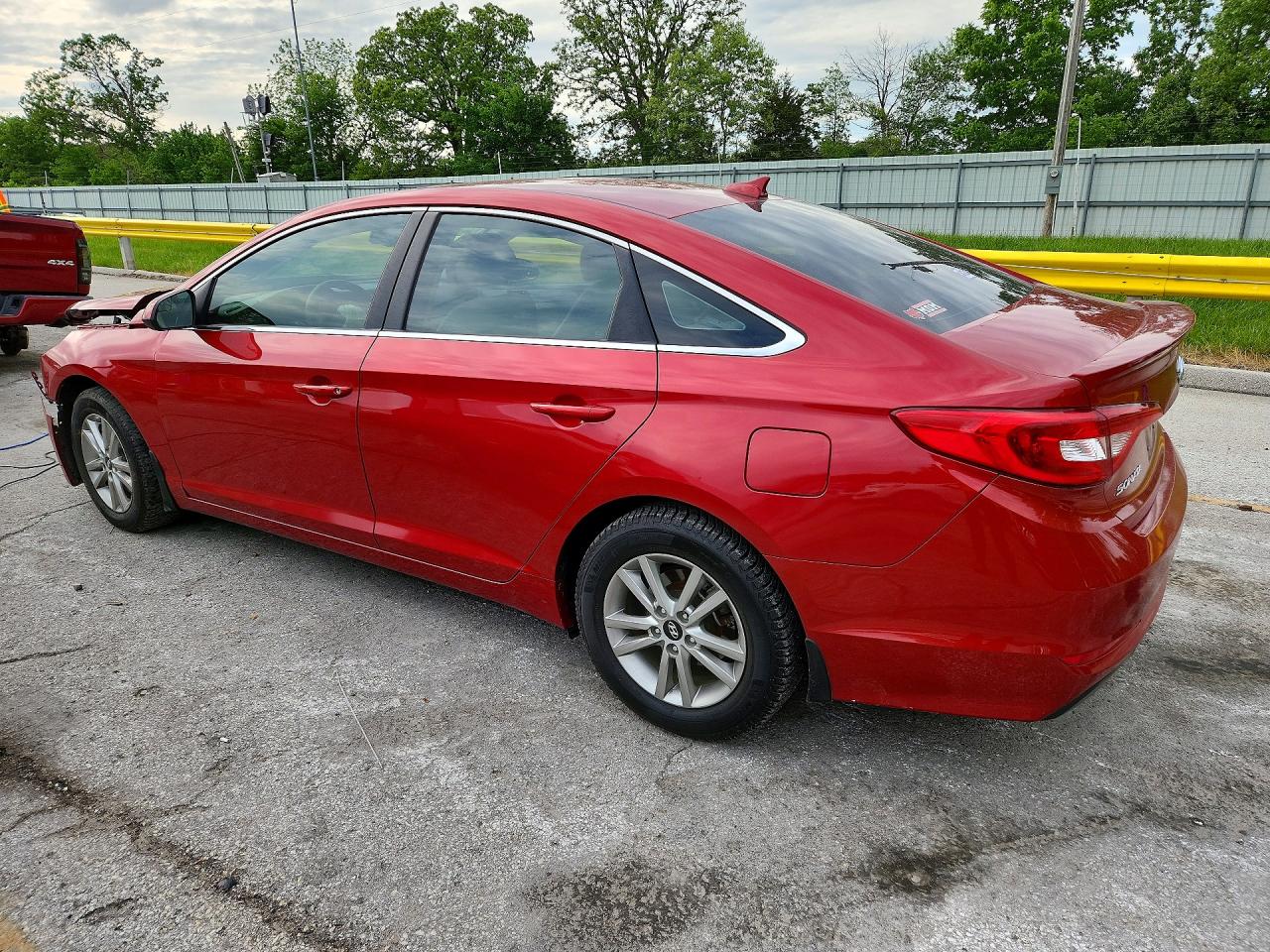 2017 HYUNDAI SONATA SE photo 4