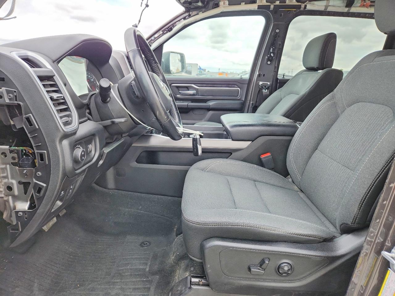 2021 RAM 1500 BIG HORN photo 13
