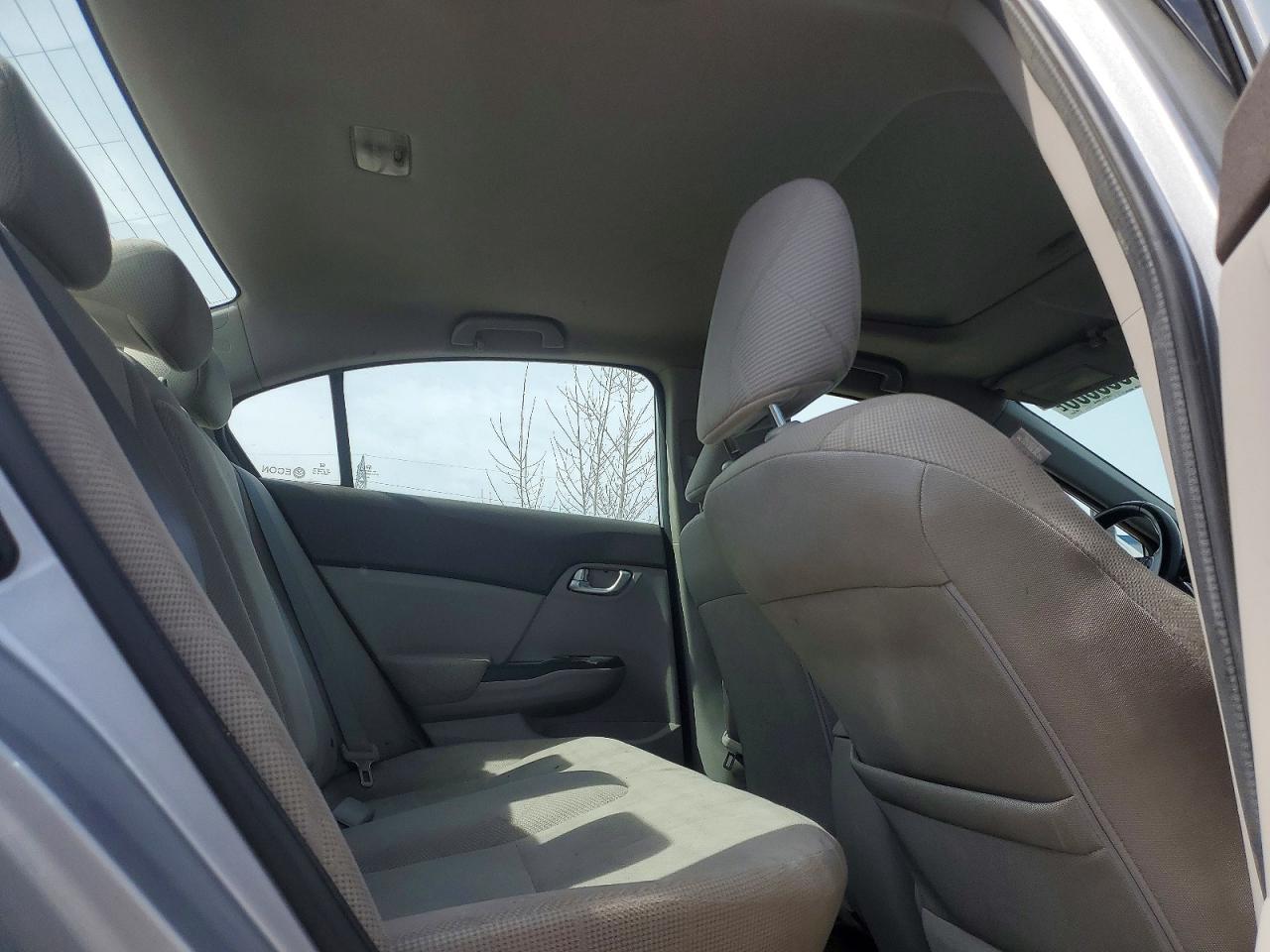 2012 HONDA CIVIC LX photo 31
