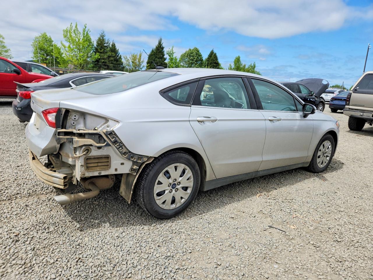2013 FORD FUSION S photo 5