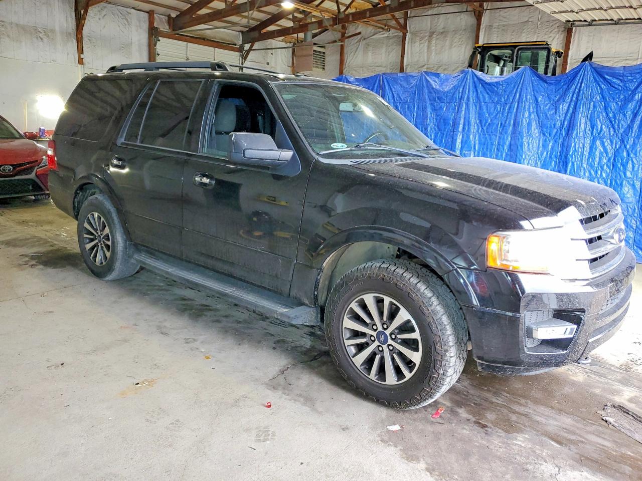 2017 FORD EXPEDITION XLT photo 4