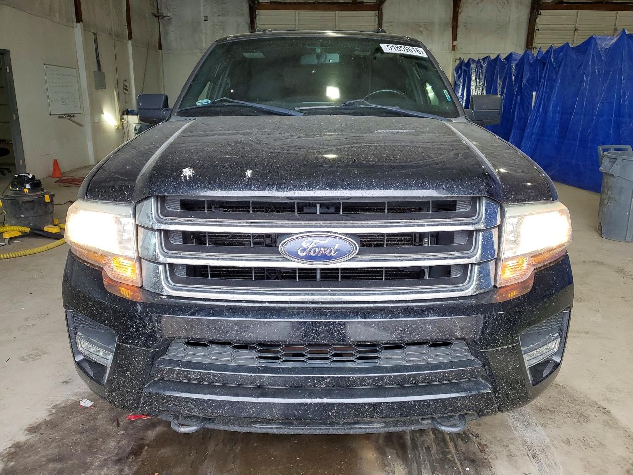 2017 FORD EXPEDITION XLT photo 5