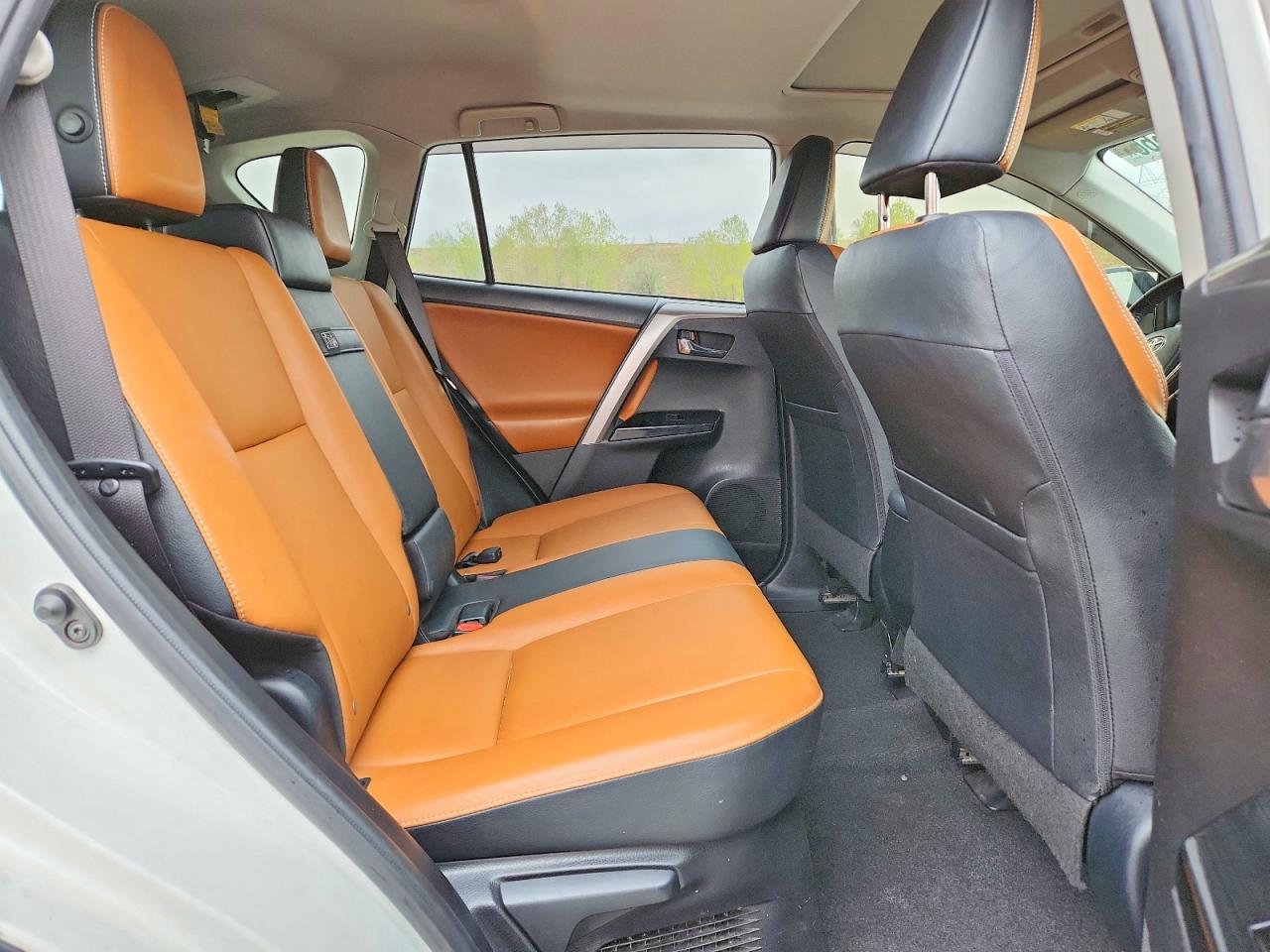2016 TOYOTA RAV4 HV LIMITED photo 21