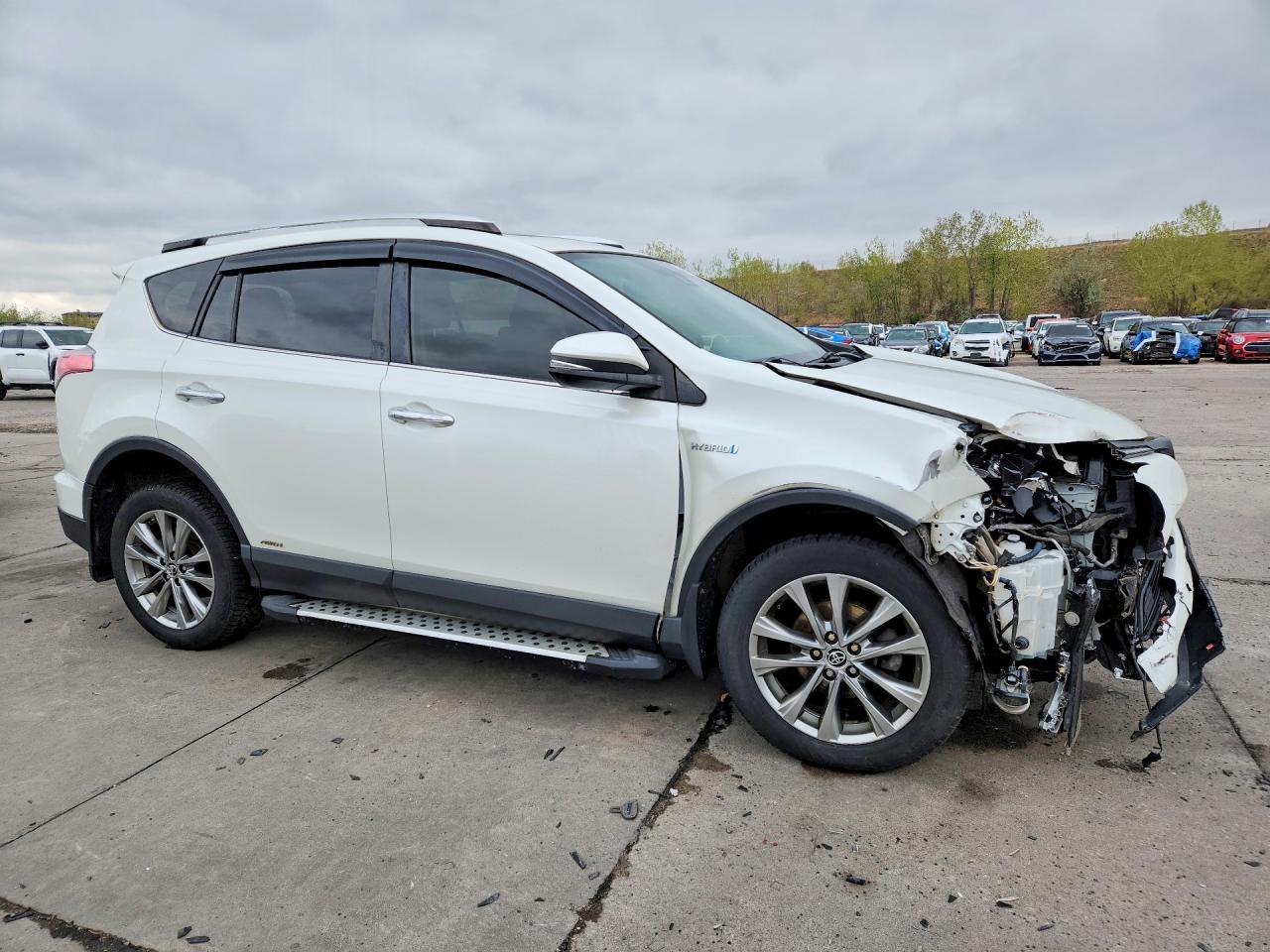 2016 TOYOTA RAV4 HV LIMITED photo 7