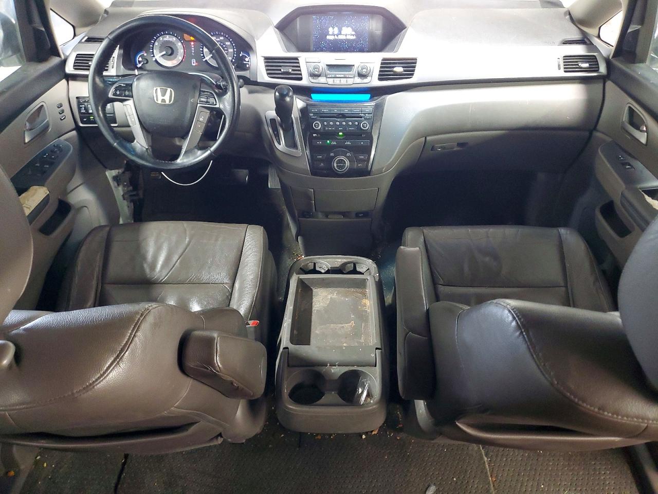 2012 HONDA ODYSSEY TOURING photo 8