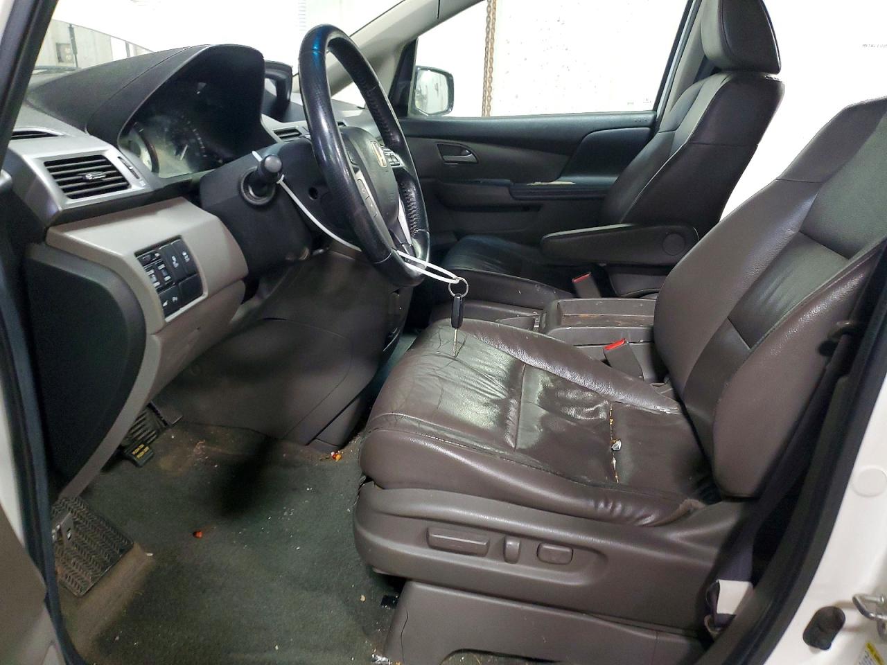 2012 HONDA ODYSSEY TOURING photo 7