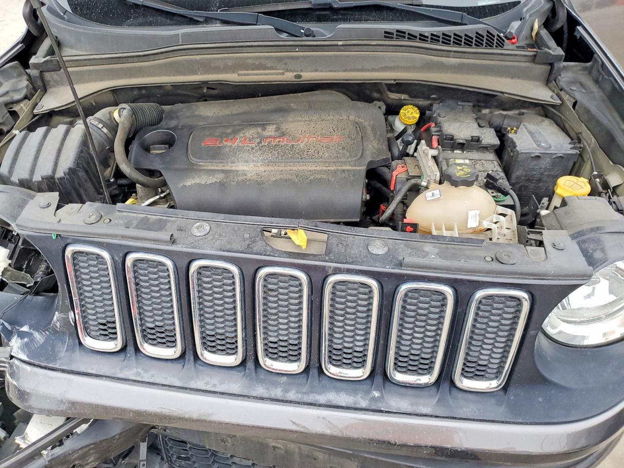 2017 JEEP RENEGADE SPORT photo 12