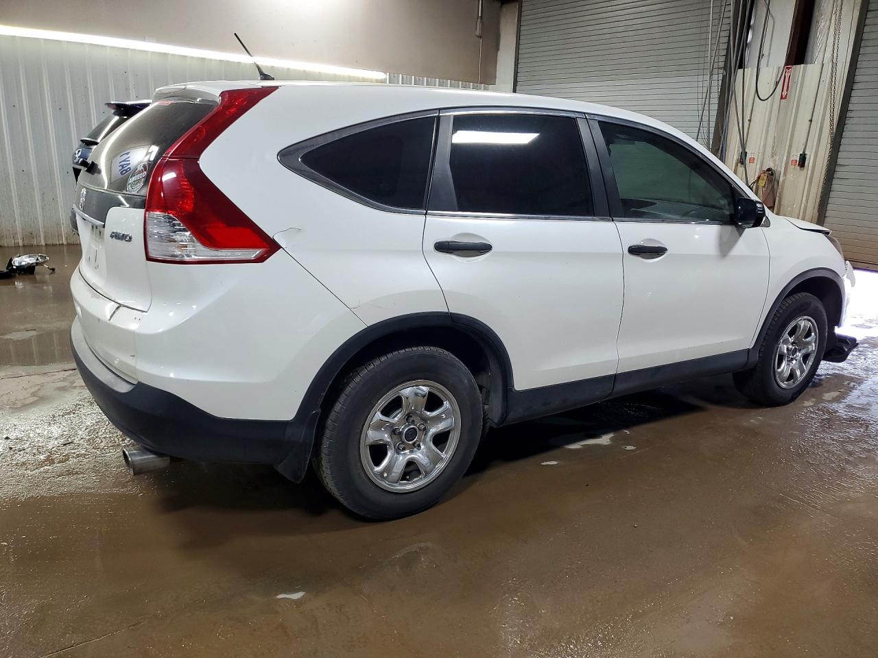 2013 HONDA CR-V LX photo 3