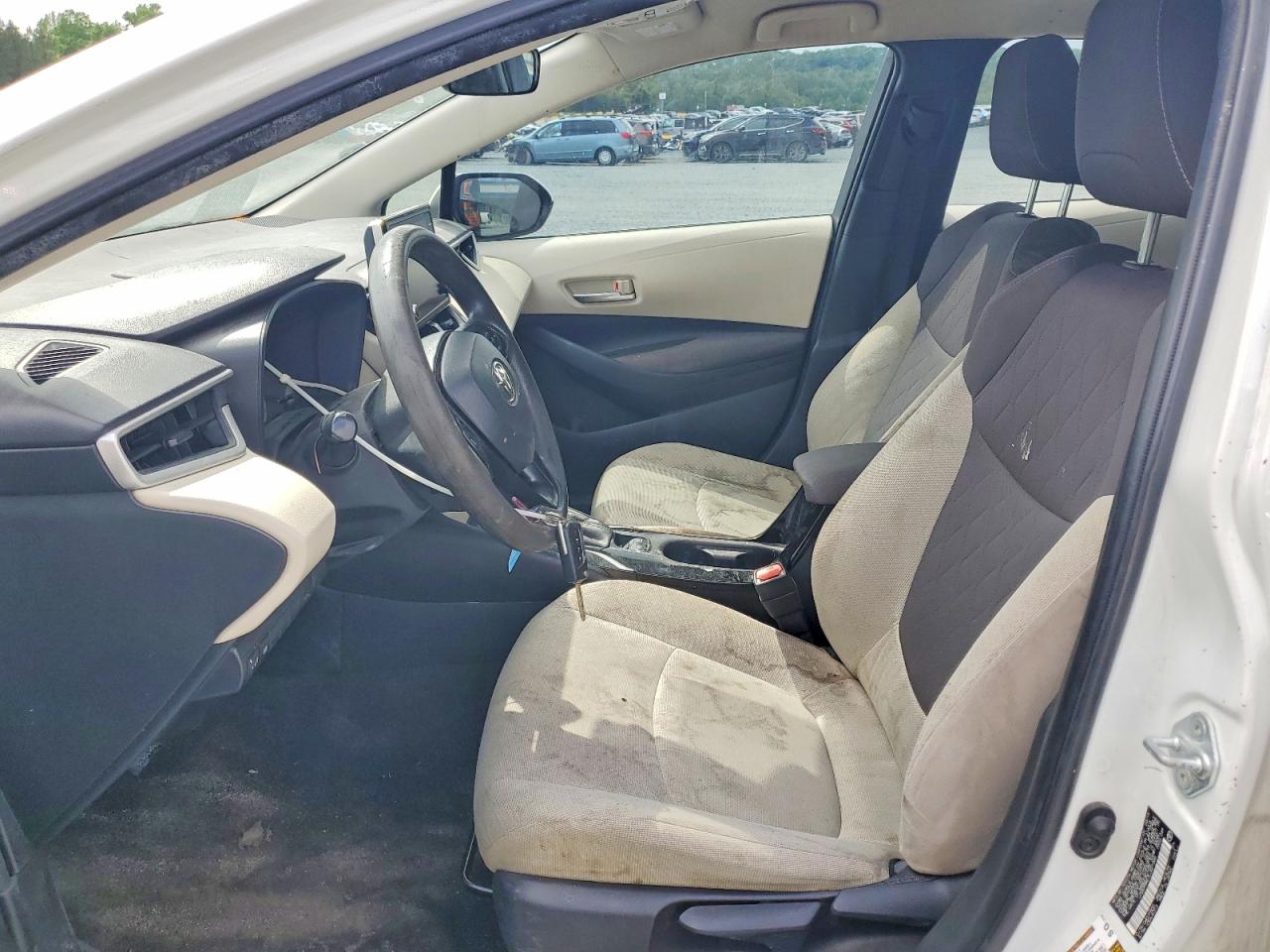 2020 TOYOTA COROLLA LE photo 7