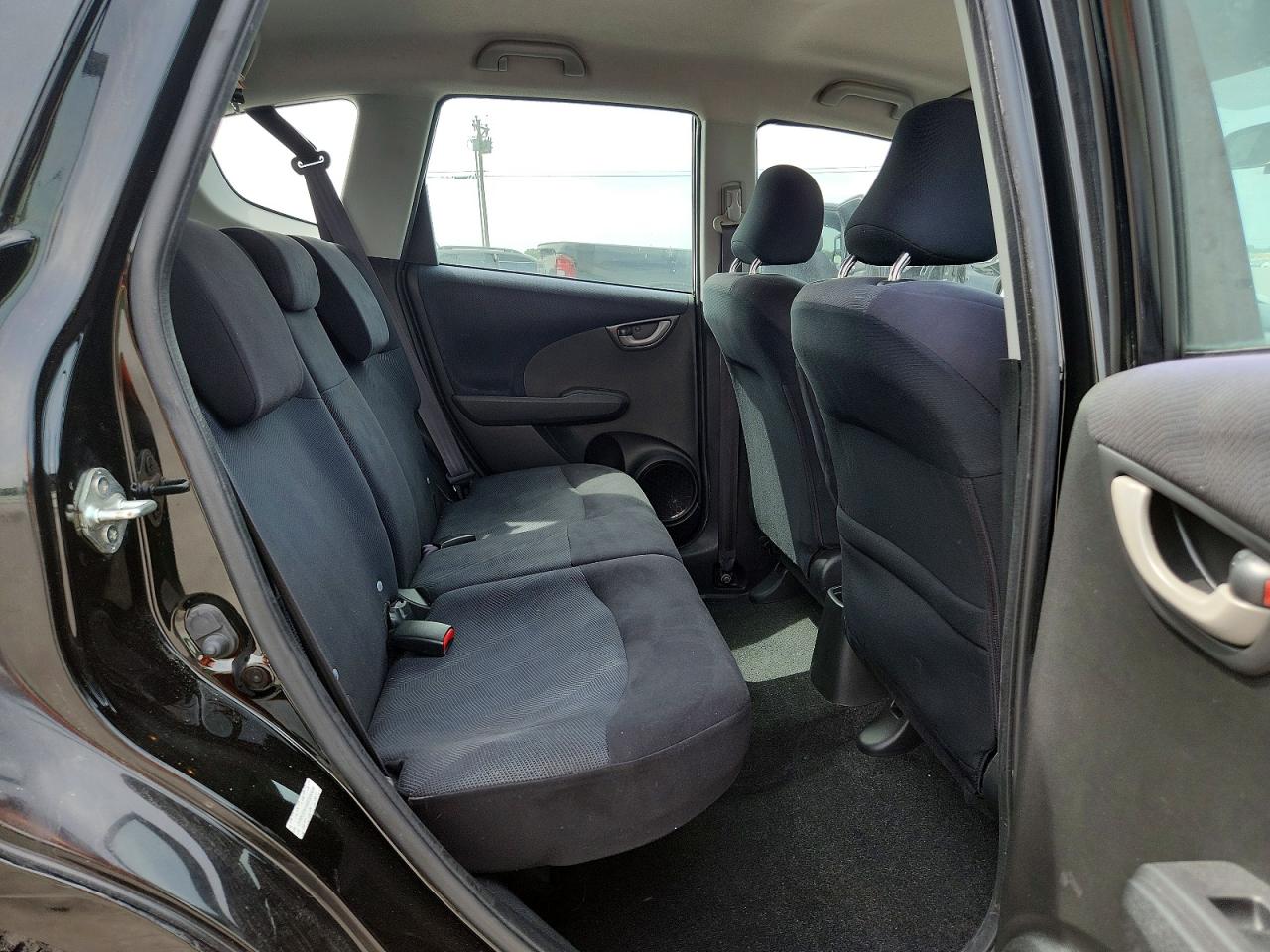 2011 HONDA FIT SPORT photo 28