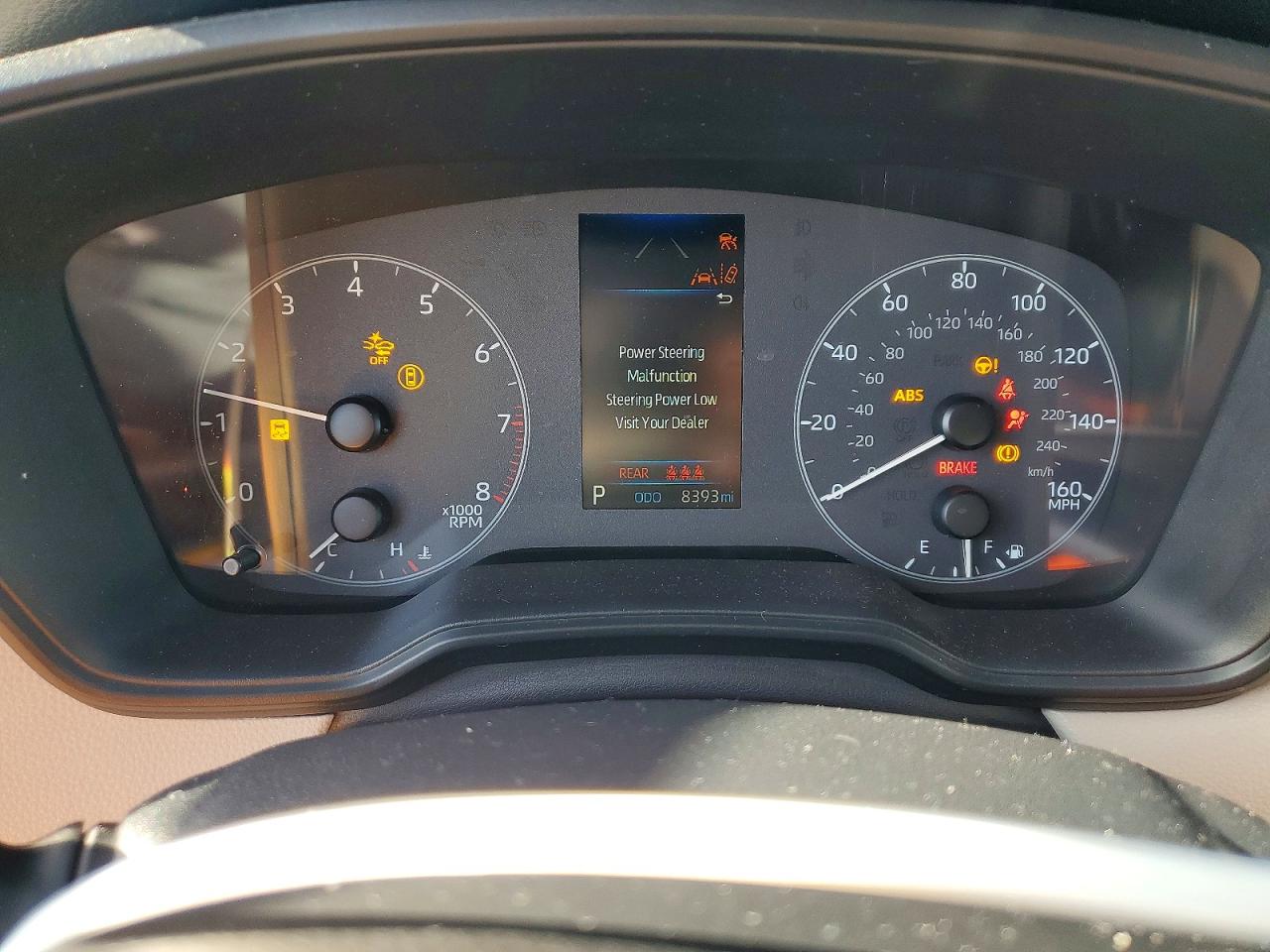 2023 TOYOTA COROLLA CROSS L photo 9