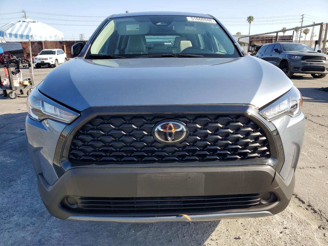 2023 TOYOTA COROLLA CROSS L photo 5