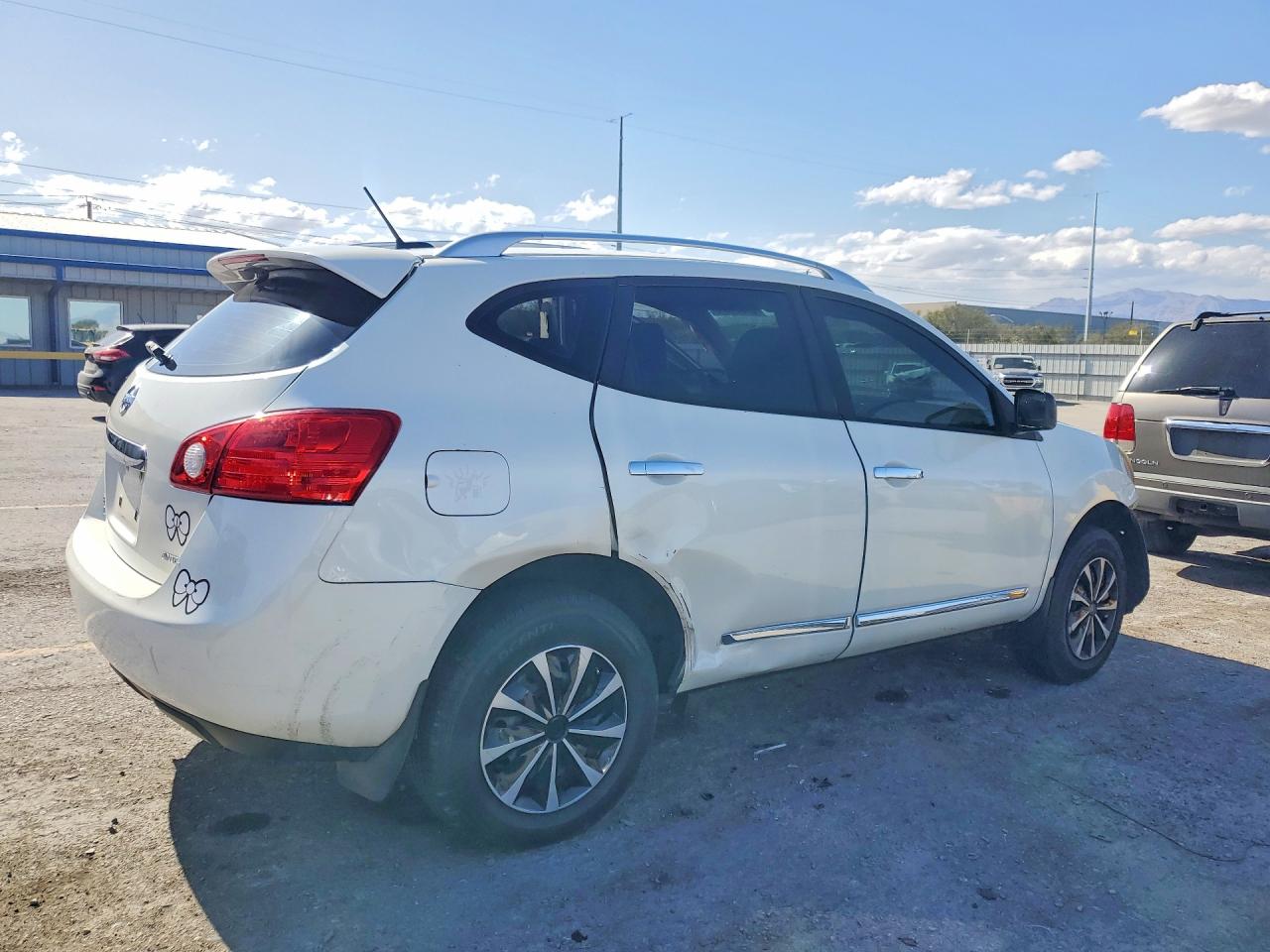 2015 NISSAN ROGUE SELECT S photo 5