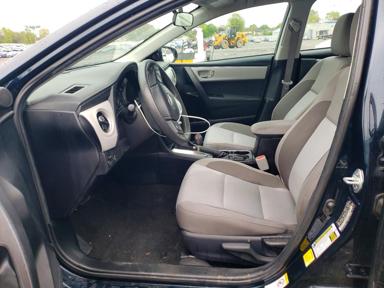 2019 TOYOTA COROLLA LE photo 31
