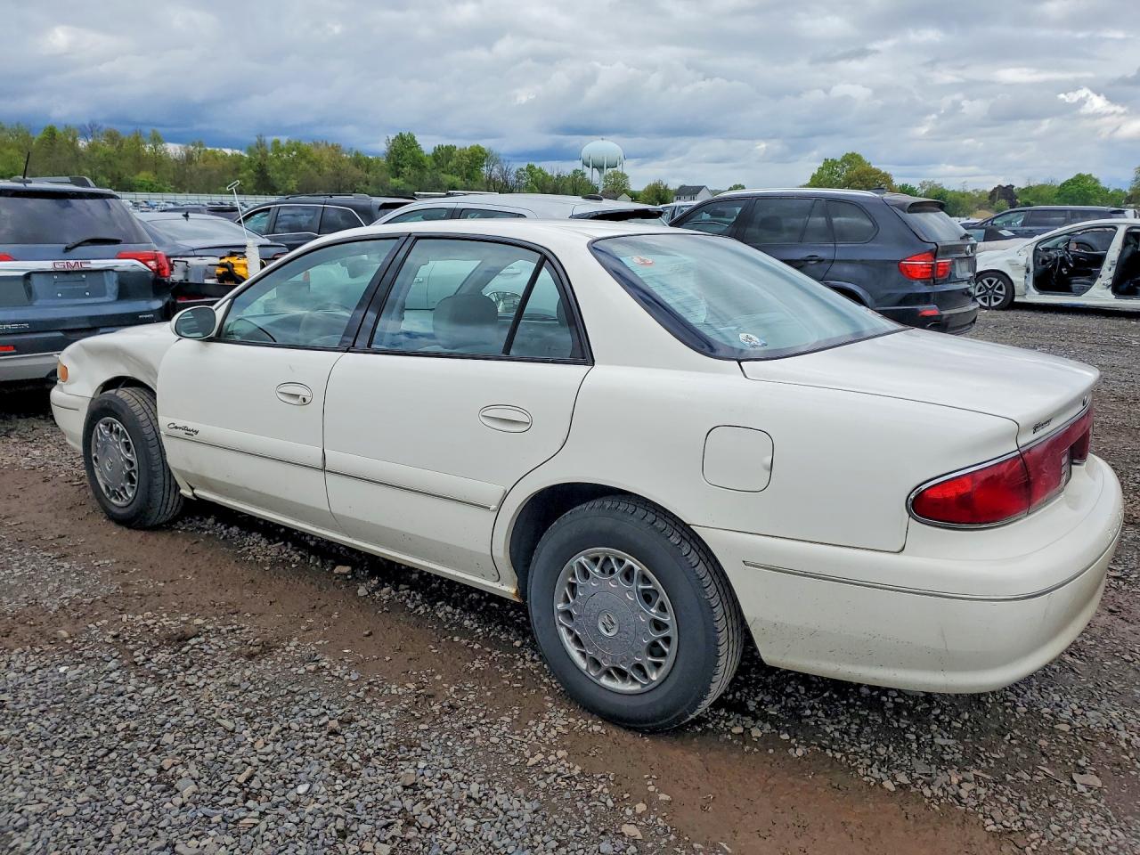 2002 BUICK CENTURY CUSTOM photo 3