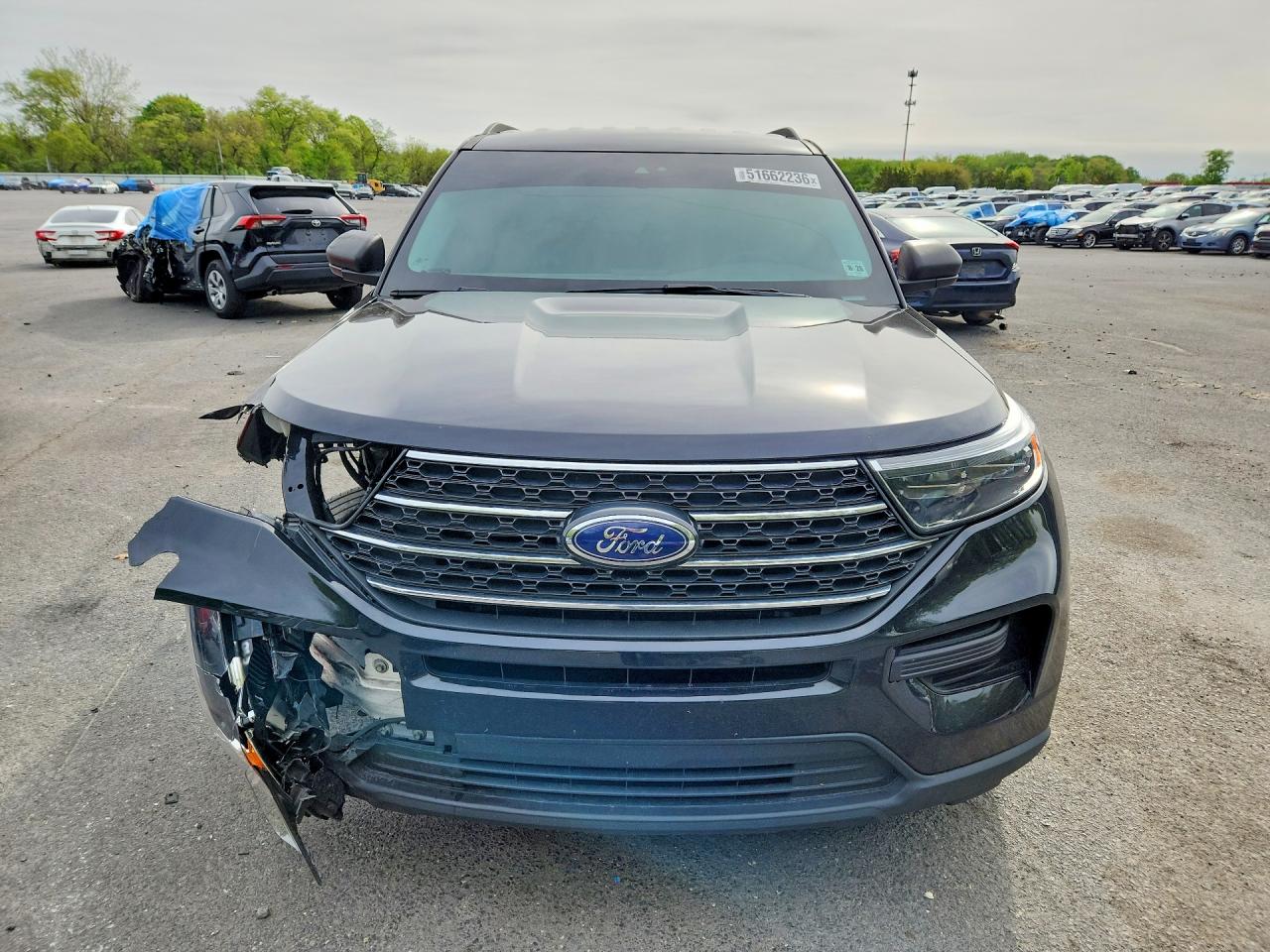 2023 FORD EXPLORER XLT photo 9