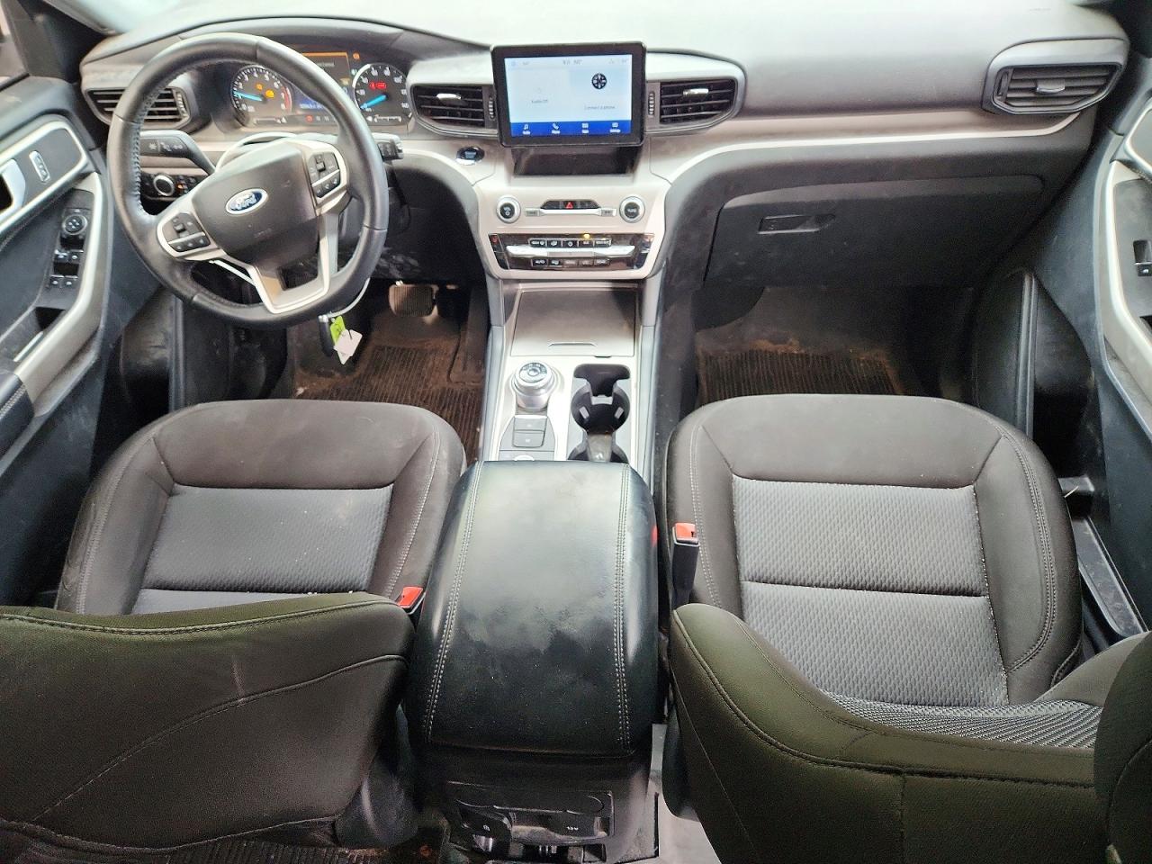 2023 FORD EXPLORER XLT photo 15