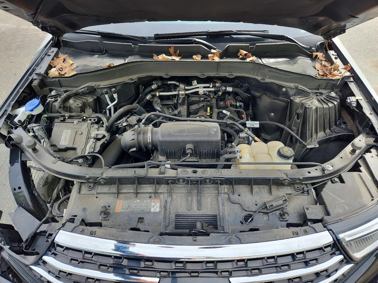 2023 FORD EXPLORER XLT photo 23