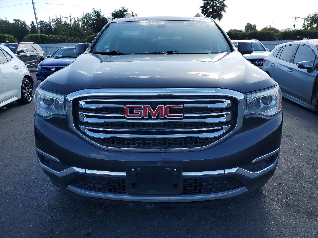 2017 GMC ACADIA photo 9