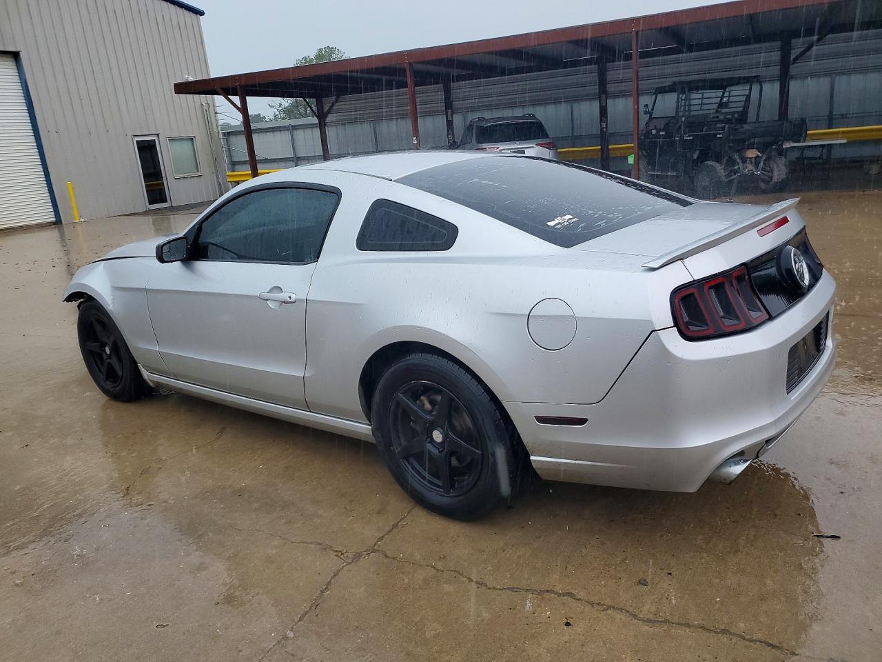 2014 FORD MUSTANG photo 4