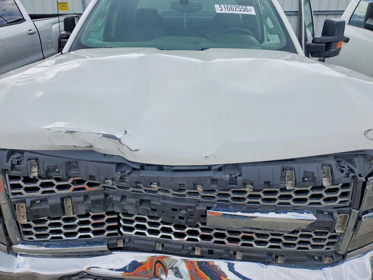 2019 CHEVROLET SILVERADO C2500 HEAVY DUTY photo 11