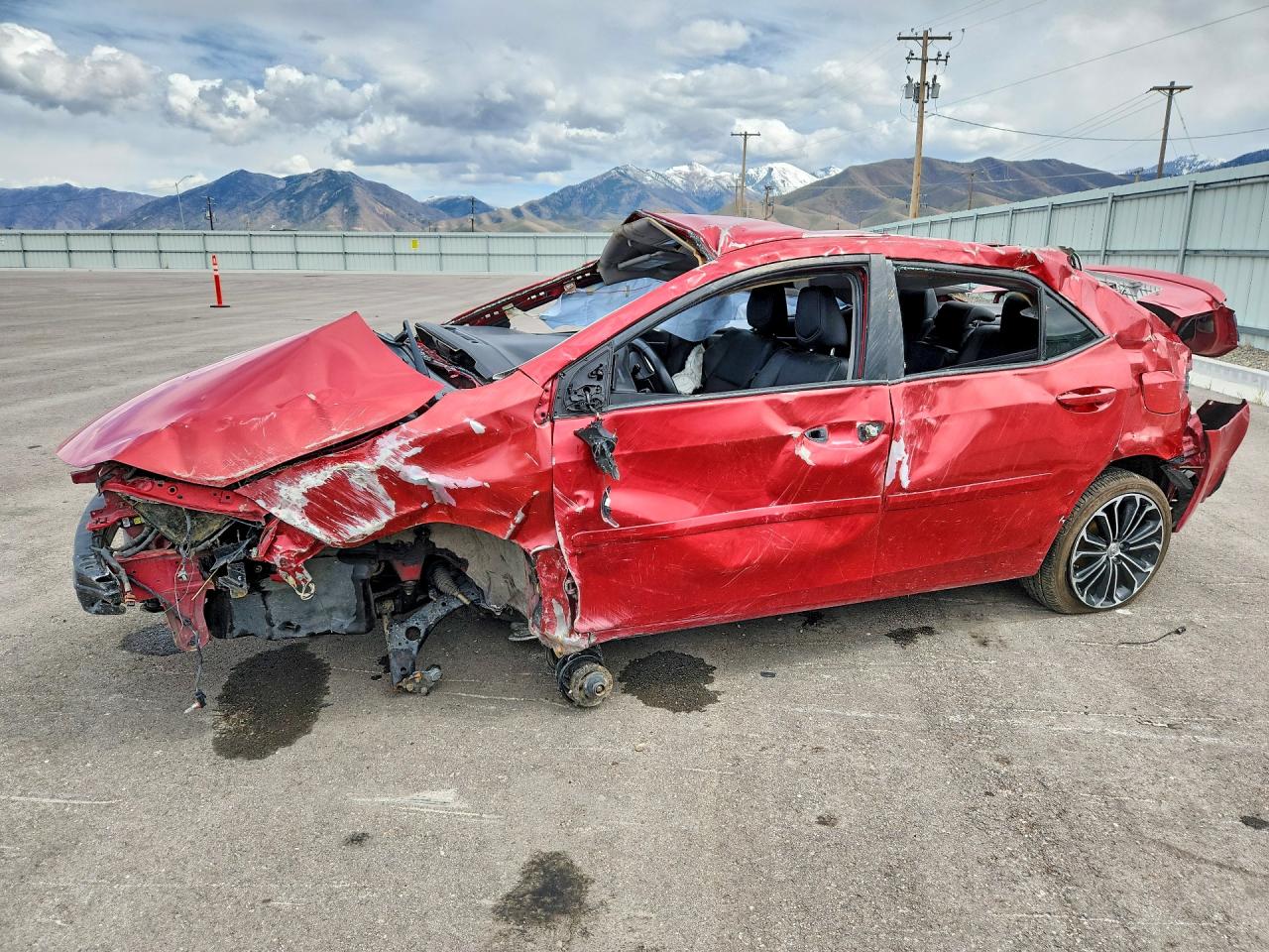 2016 TOYOTA COROLLA