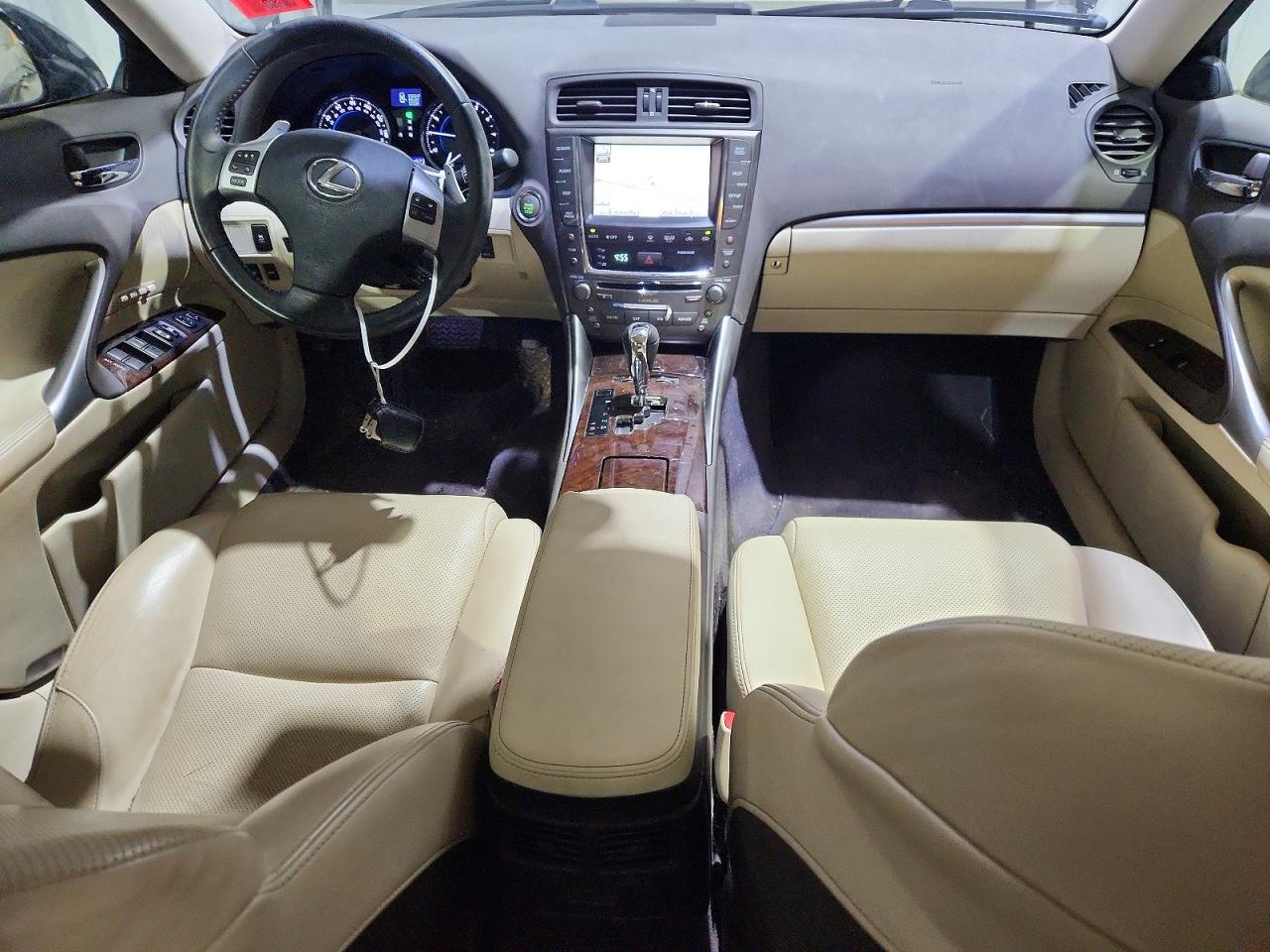 2012 LEXUS IS 250 photo 22