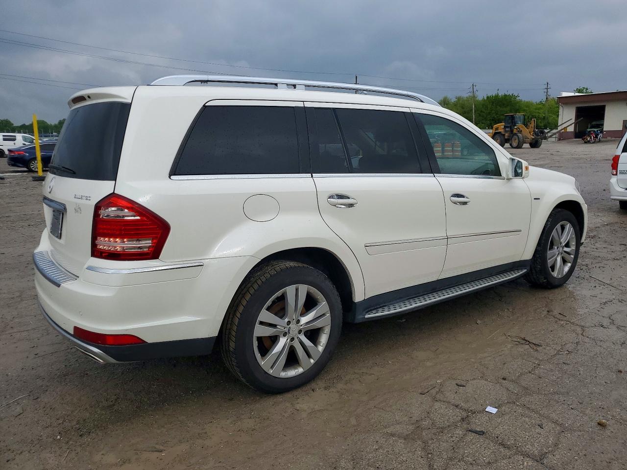 2012 MERCEDES-BENZ GL 350 BLUETEC photo 7