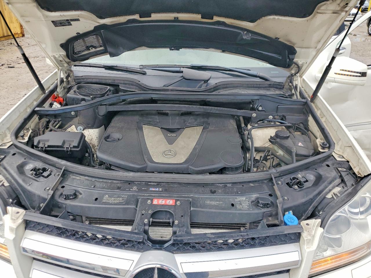 2012 MERCEDES-BENZ GL 350 BLUETEC photo 34