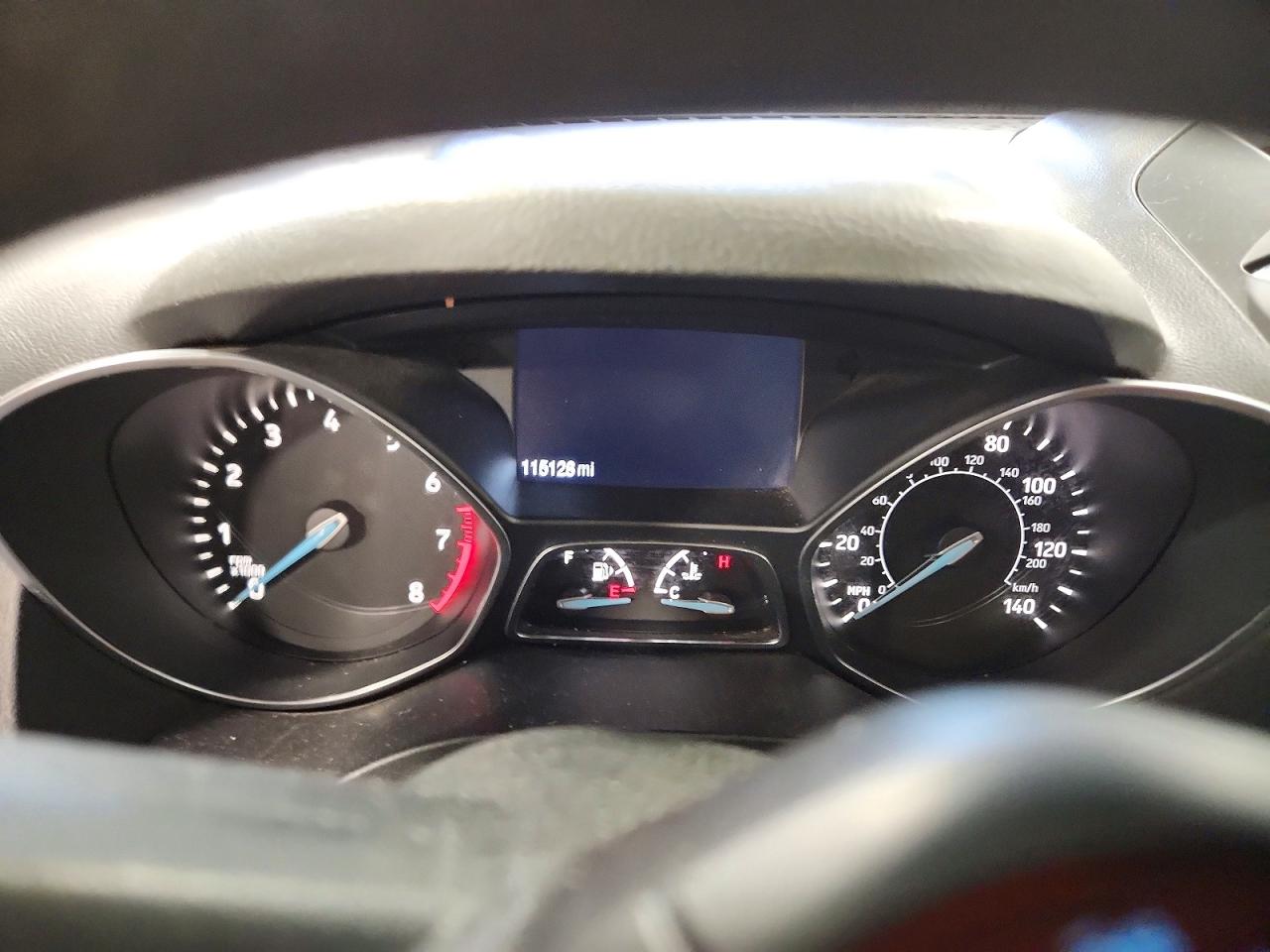 2017 FORD ESCAPE SE photo 17