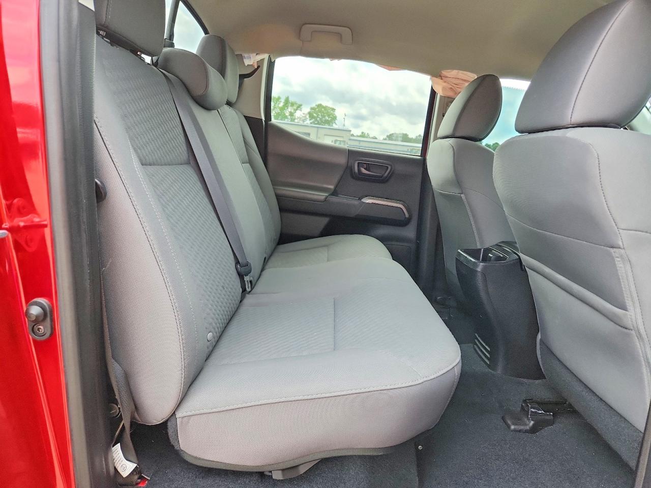 2021 TOYOTA TACOMA SR5 photo 19