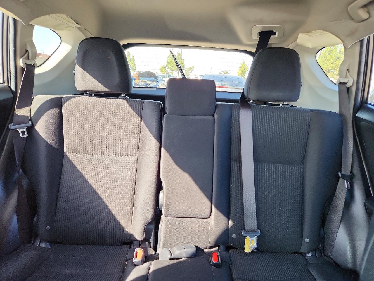 2017 TOYOTA RAV4 LE photo 19
