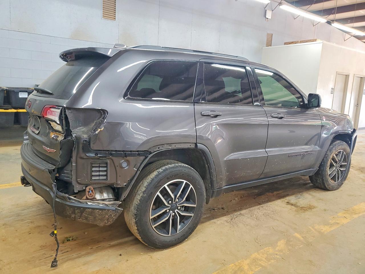 2020 JEEP GRAND CHEROKEE TRAILHAWK photo 7