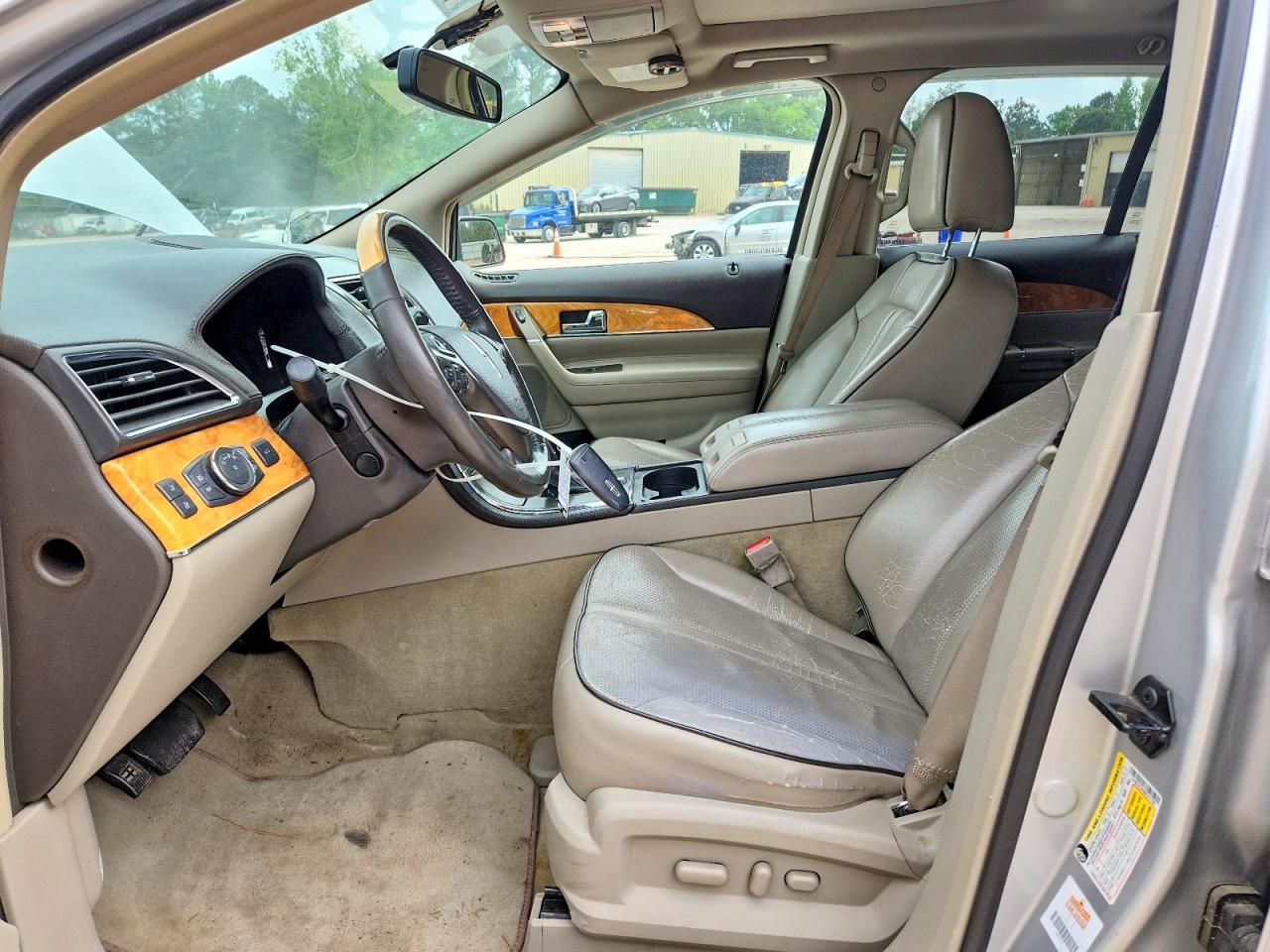 2011 LINCOLN MKX photo 13