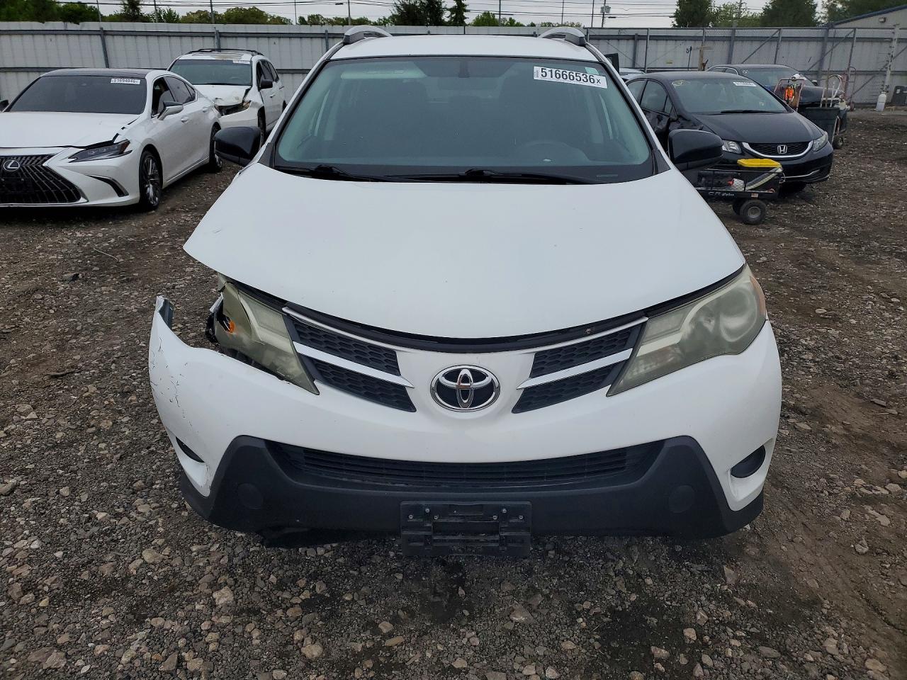 2015 TOYOTA RAV4 LE photo 9