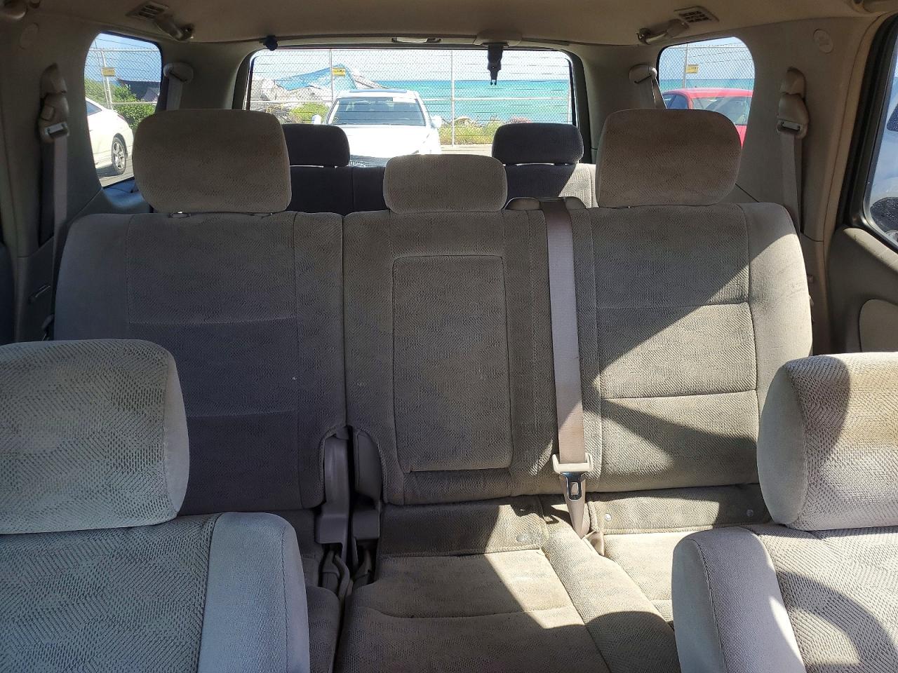 2006 TOYOTA SEQUOIA SR5 photo 28