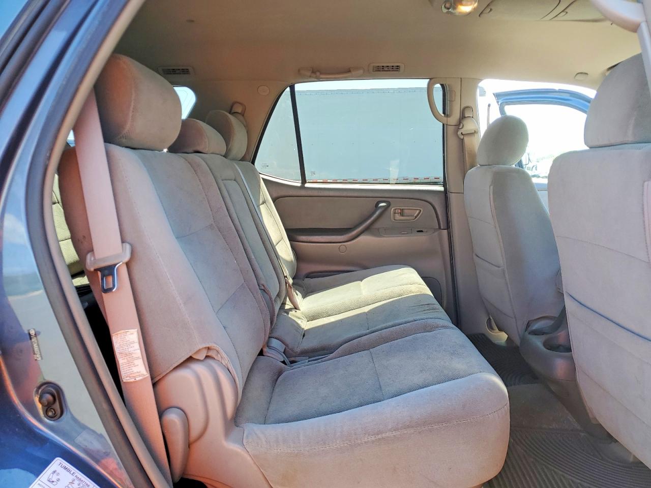 2006 TOYOTA SEQUOIA SR5 photo 31