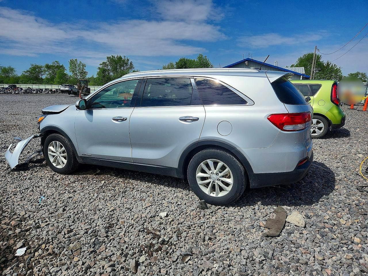 2017 KIA SORENTO LX V6 photo 3