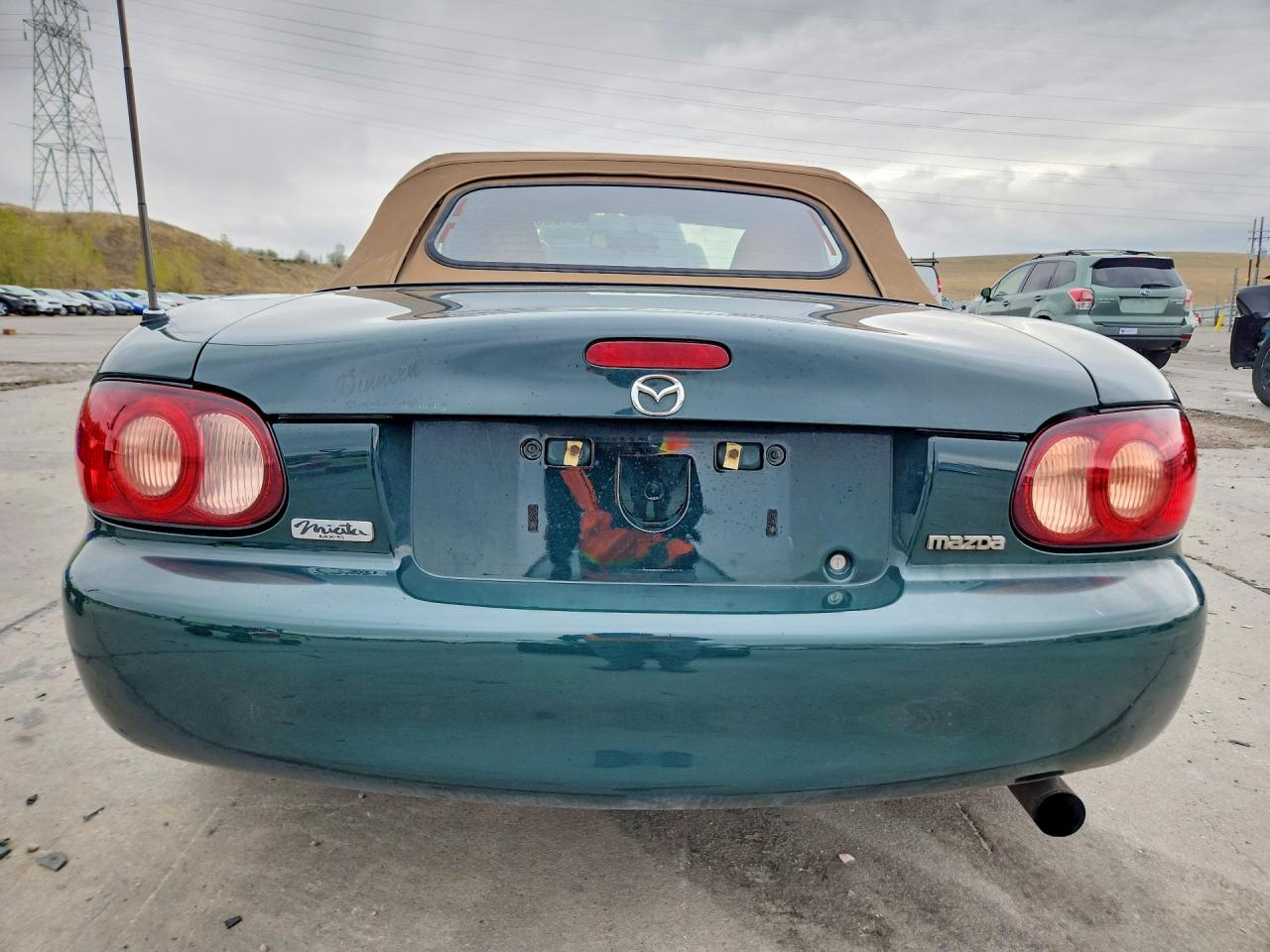 2001 MAZDA MX-5 MIATA BASE photo 11