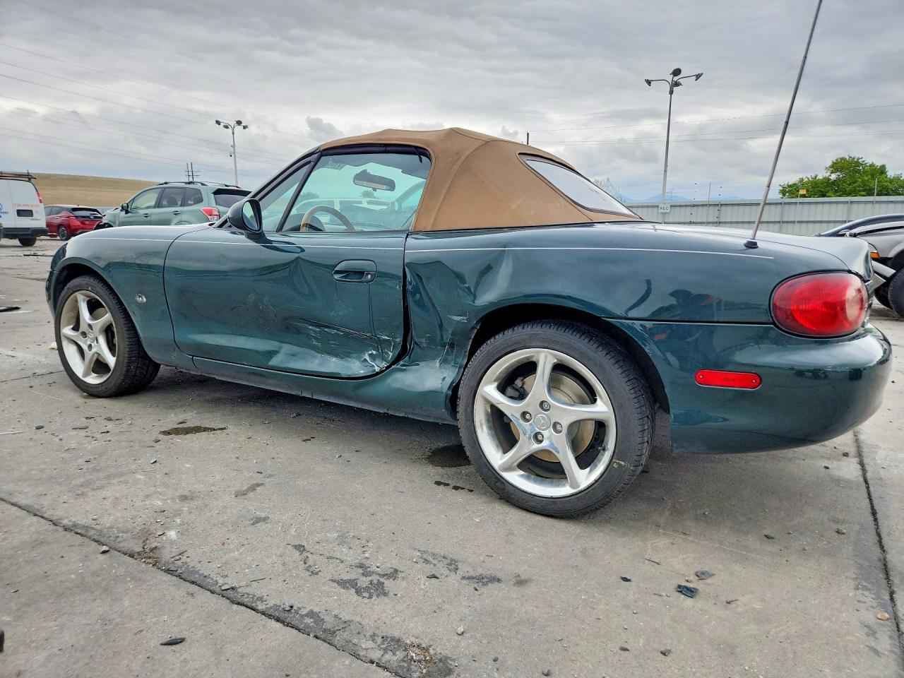 2001 MAZDA MX-5 MIATA BASE photo 3