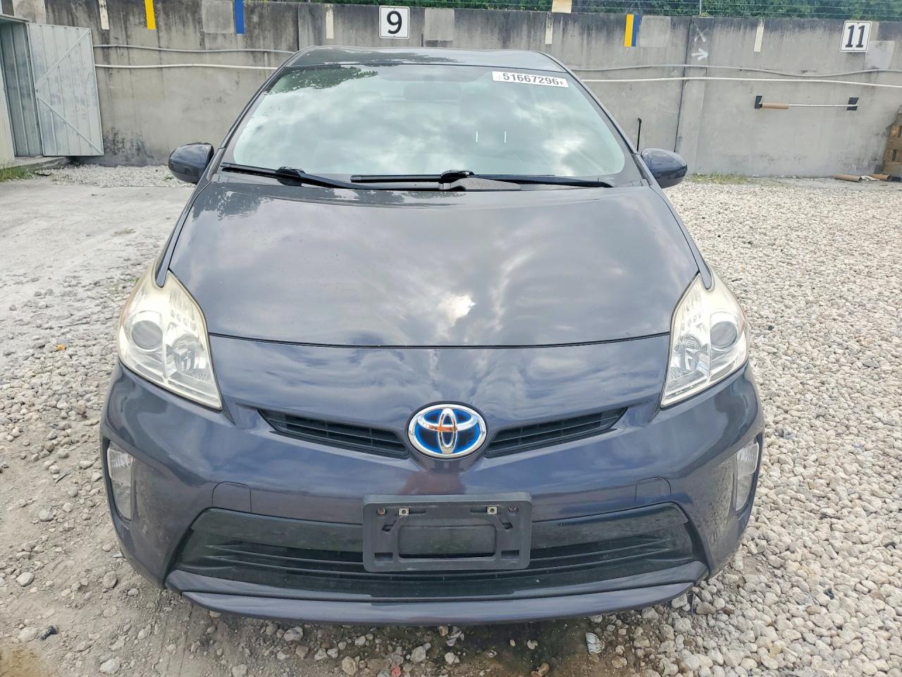 2012 TOYOTA PRIUS THREE photo 5