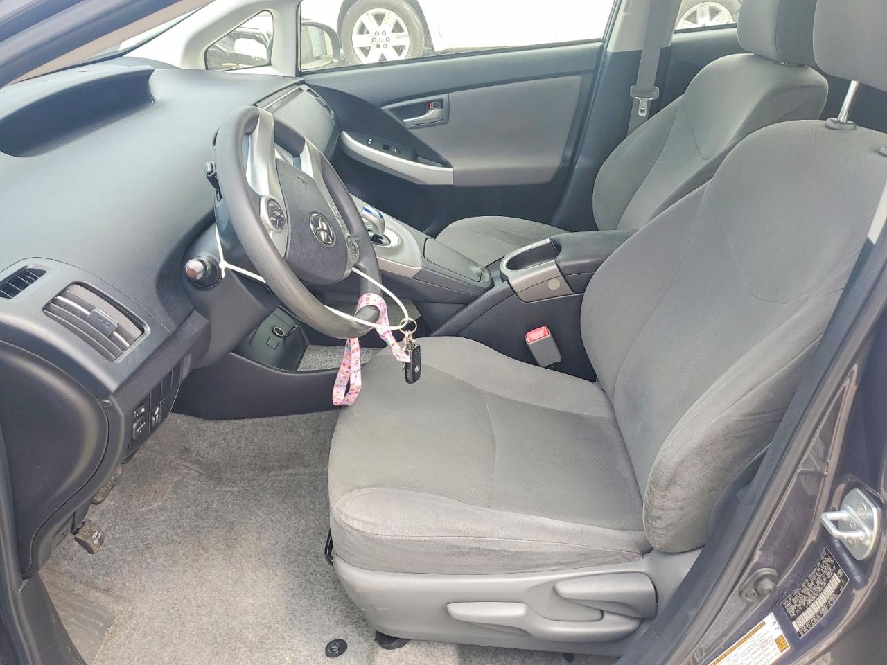 2012 TOYOTA PRIUS THREE photo 7