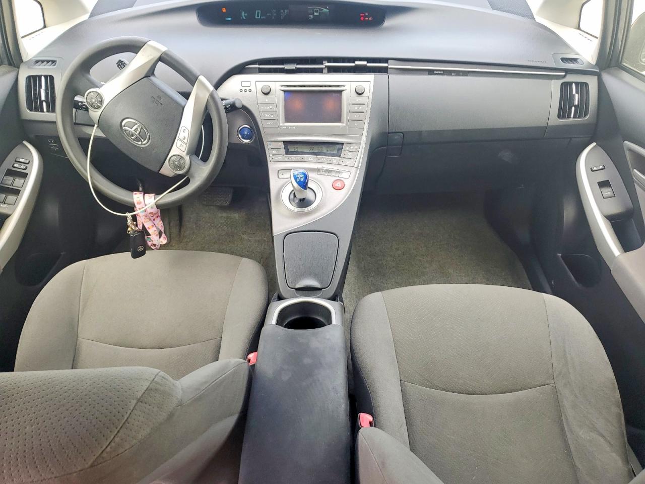 2012 TOYOTA PRIUS THREE photo 8