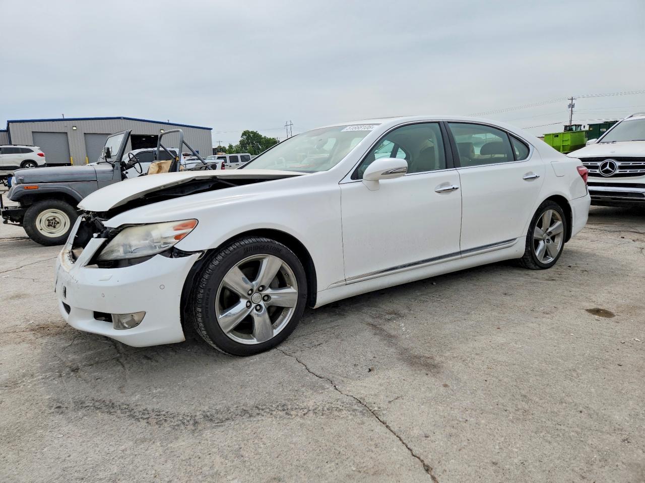 2010 LEXUS LS