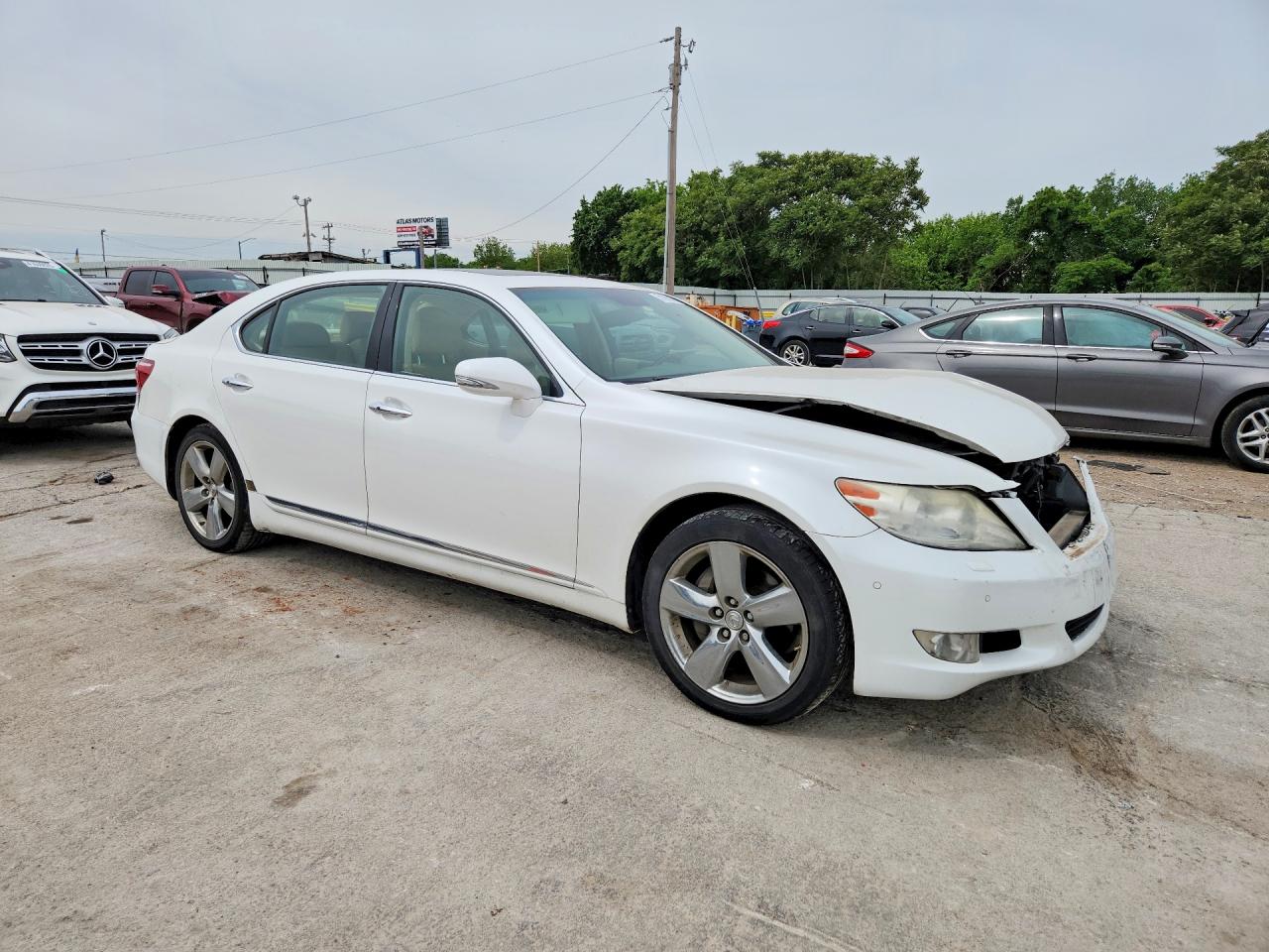 2010 LEXUS LS 460L photo 7