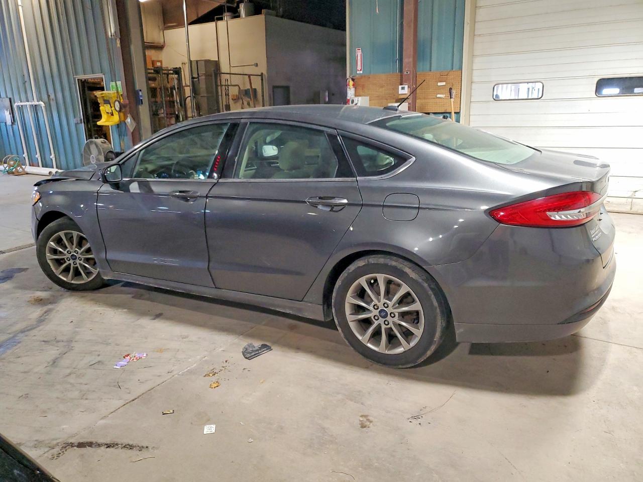 2017 FORD FUSION SE photo 3