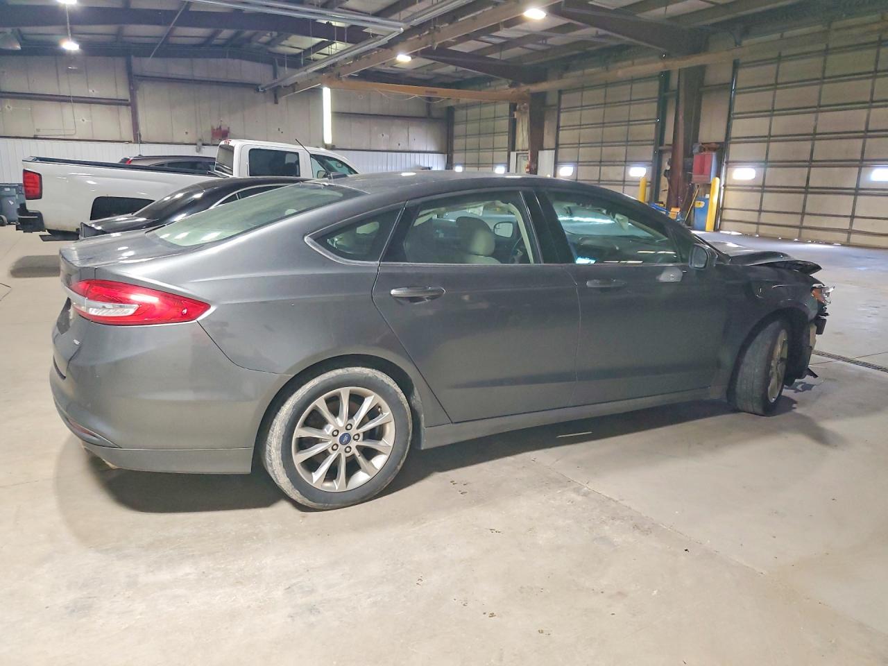 2017 FORD FUSION SE photo 5