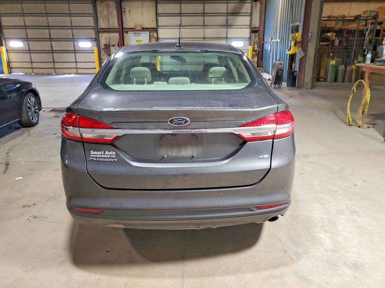 2017 FORD FUSION SE photo 11