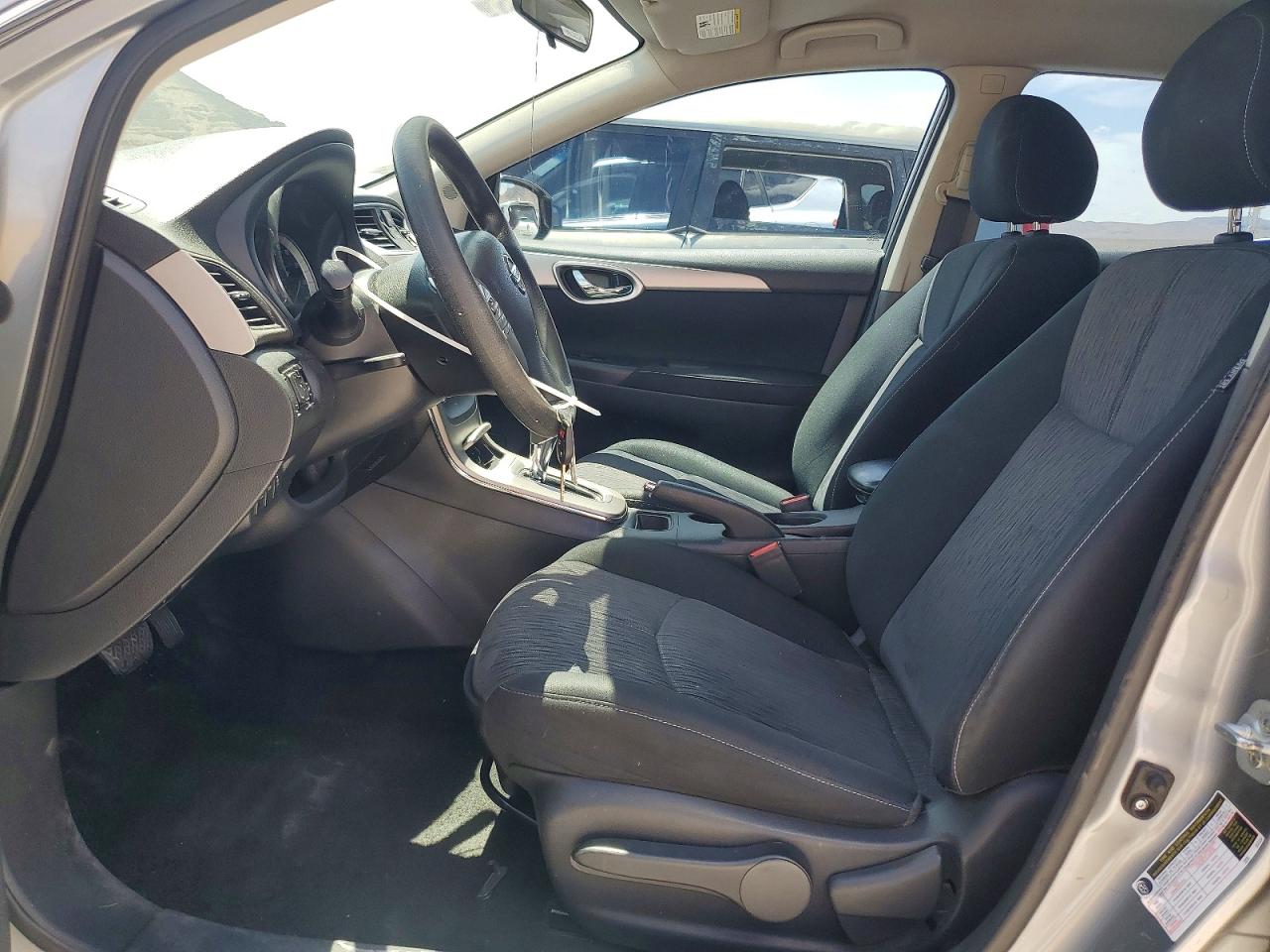 2014 NISSAN SENTRA SV photo 13