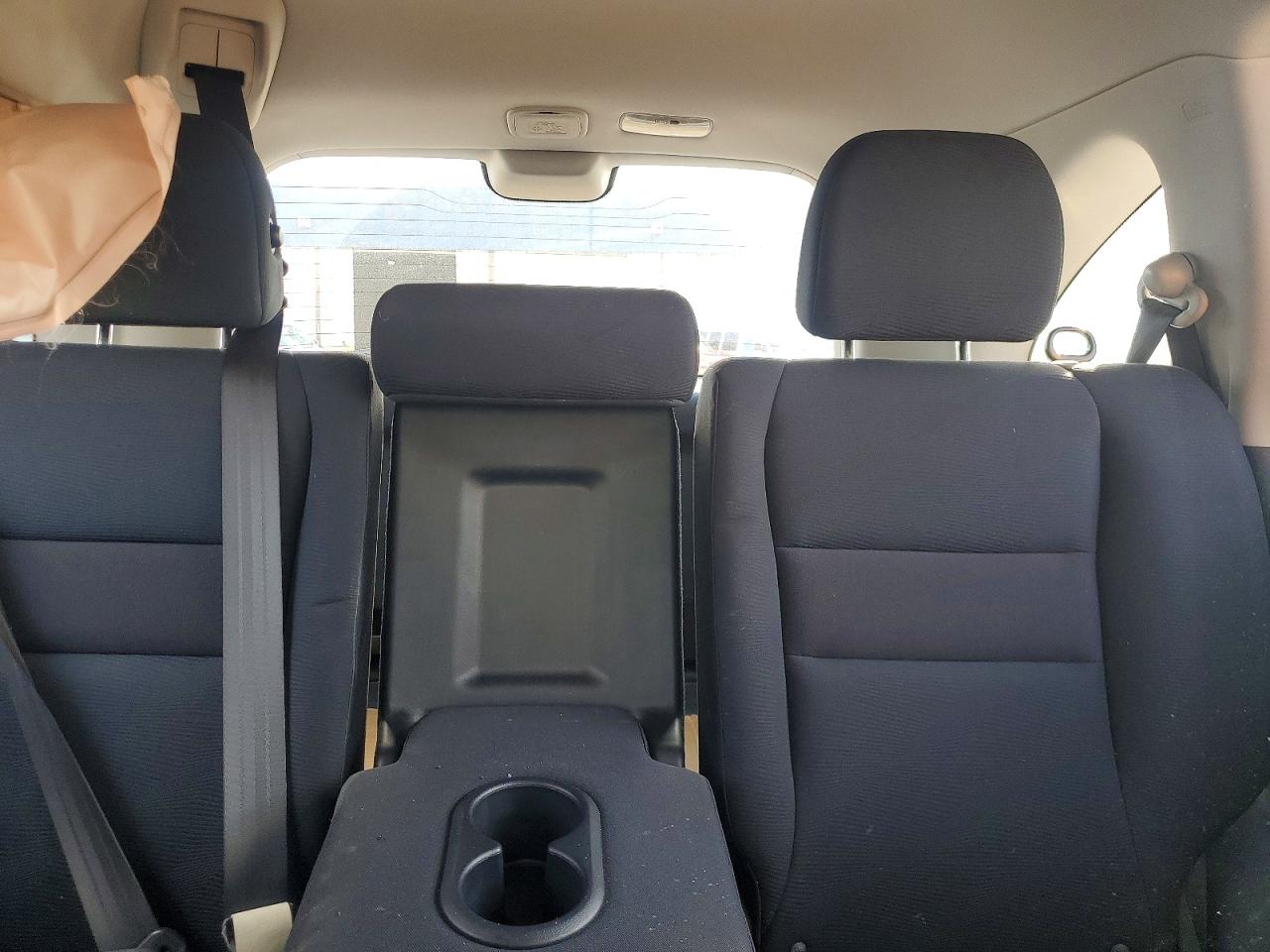 2010 HONDA CR-V LX photo 19